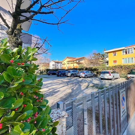 Lovely Apartment A Due Passi Dal Mare Rimini Exterior photo